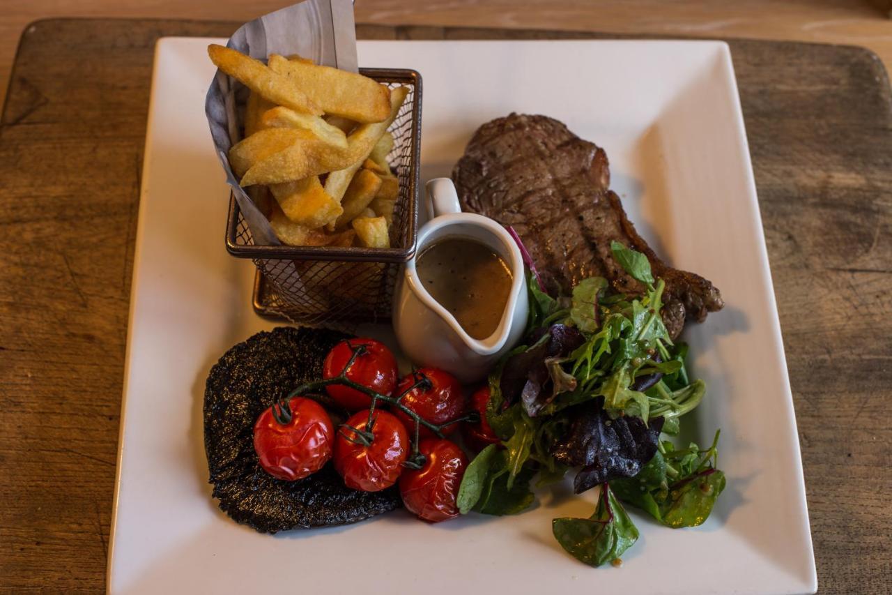 The Cott Inn